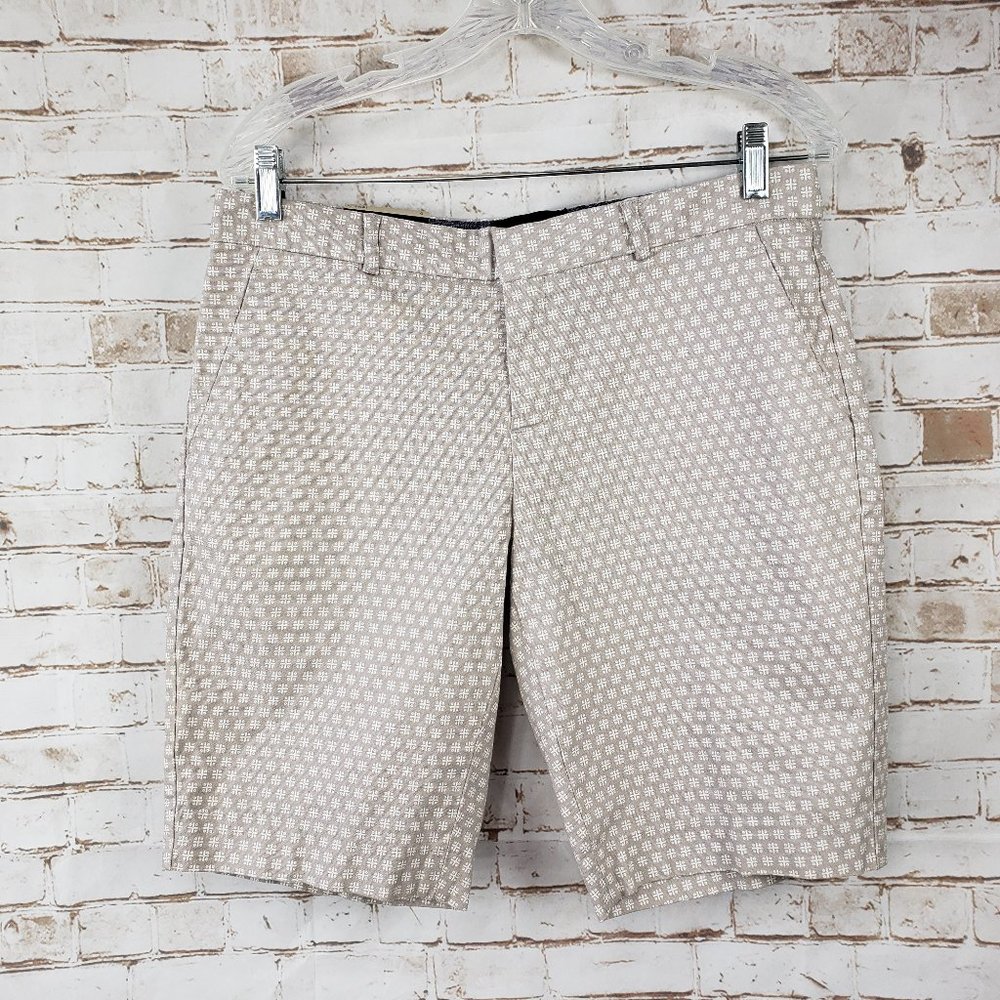 🎉SOLD! NWT Banana Republic Sz 6 Gray/Taupe Print 10" Bermuda Shorts